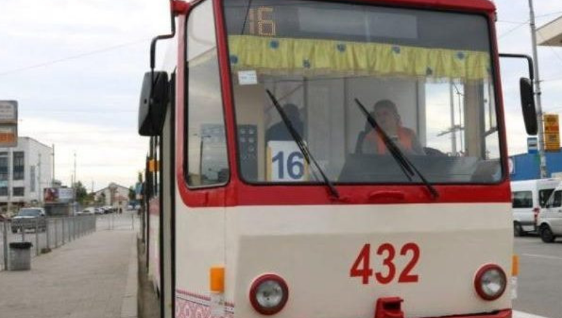 16 трамвай в Запорожье